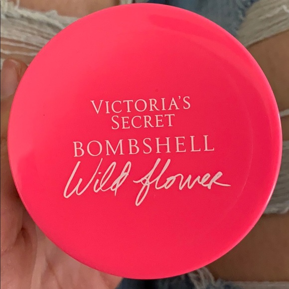 VS PINK SMOOTHING BODY POLISH - Picture 3 of 4